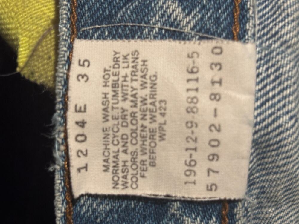 Vintage 1989 Levi’s 902 SilverTab Jeans Made USA 57902